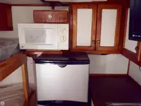 Ρυμουλκό πλοίο προς πώληση