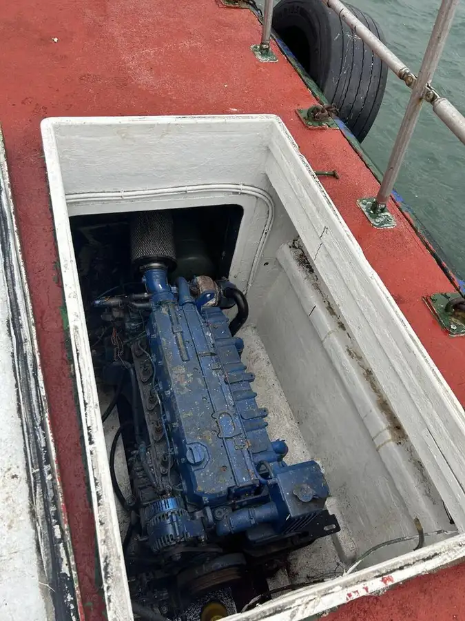 Εργατικά πλοία προς πώληση
