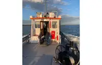 Εργατικά πλοία προς πώληση