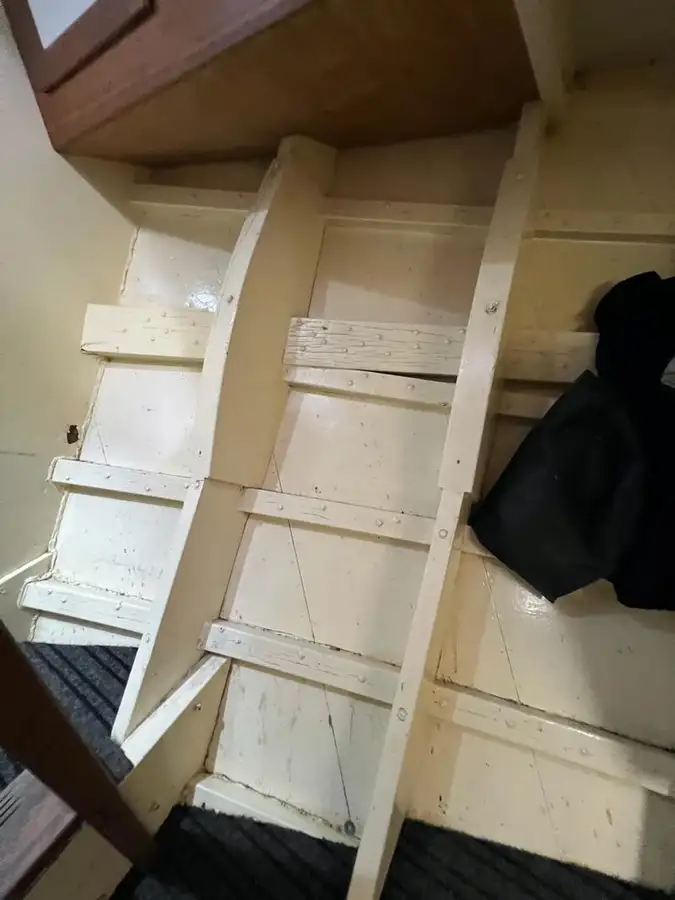 Τράτα προς πώληση