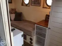 Ρυμουλκό πλοίο προς πώληση