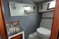 Εργατικά πλοία προς πώληση