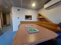 Εργατικά πλοία προς πώληση