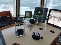 Ρυμουλκό πλοίο προς πώληση