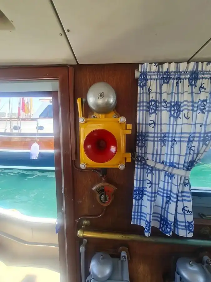 Πυροσβεστικό σκάφος προς πώληση