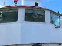 Ρυμουλκό πλοίο προς πώληση