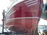 Πλοίο μεταφοράς ζωντανών ψαριών προς πώληση