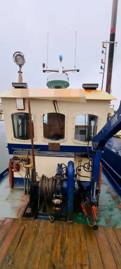 Ρυμουλκό πλοίο προς πώληση