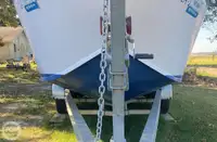 Τράτα προς πώληση