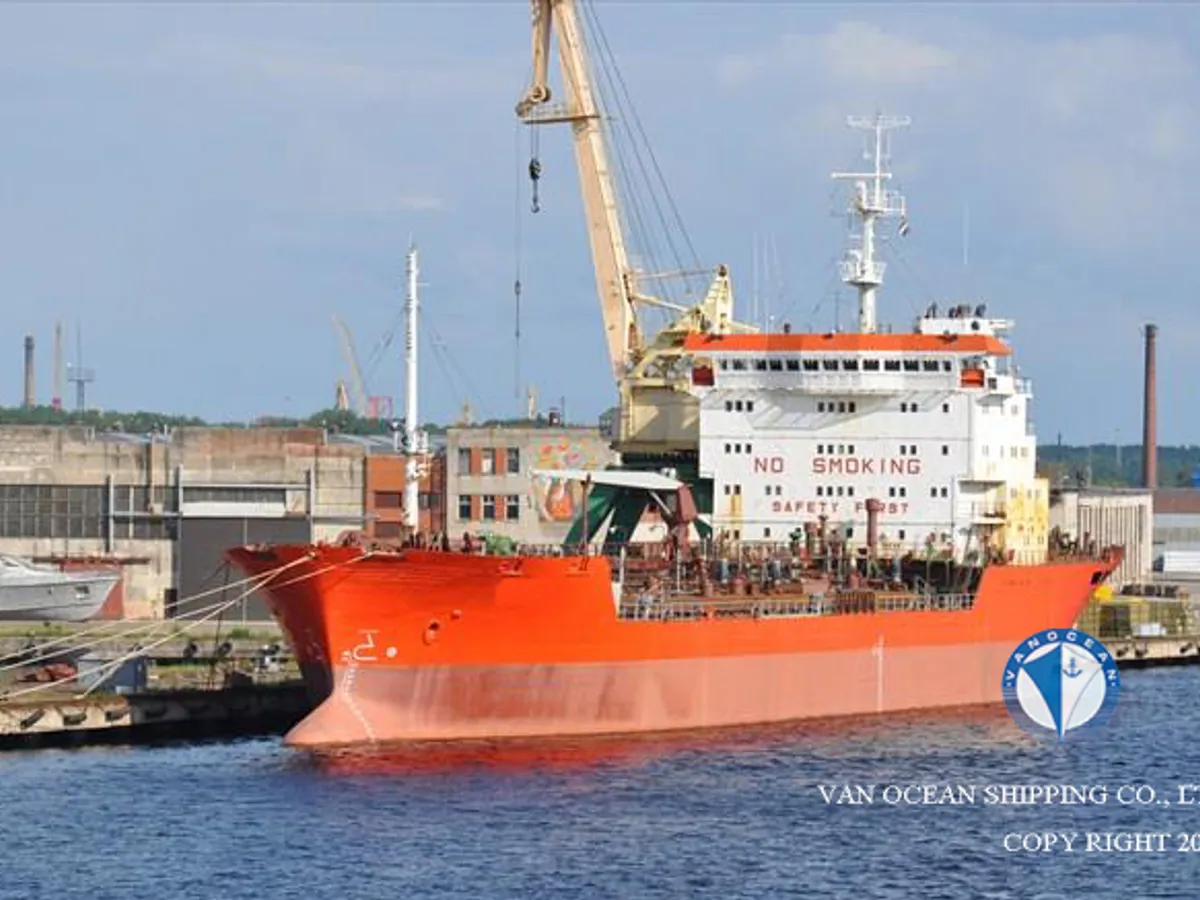 Δεξαμενόπλοιο πετρελαίου/χημικών προϊόντων προς πώληση