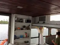 Ρυμουλκό πλοίο προς πώληση