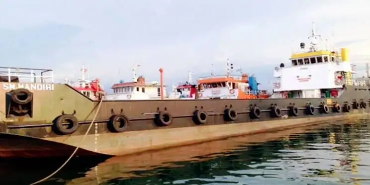 Πλοίο αποβατικής προέλευσης, δεξαμενόπλοιο προς πώληση