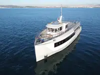 Ρυμουλκό πλοίο προς πώληση
