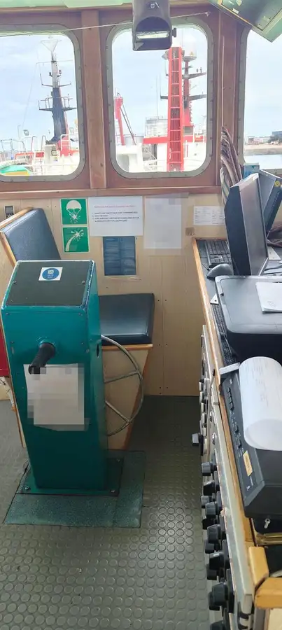 Πλοίο υποστήριξης προς πώληση