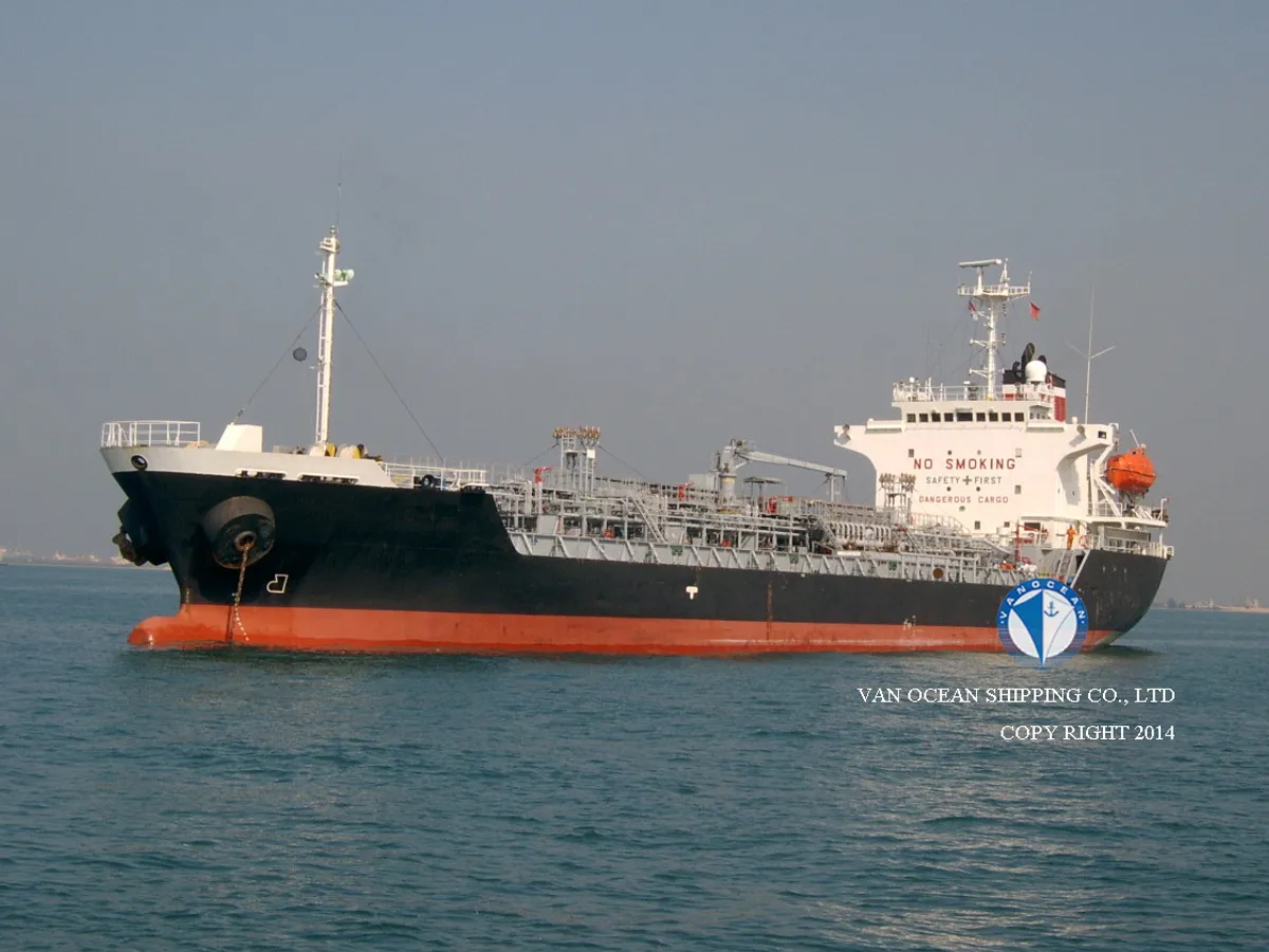 Δεξαμενόπλοιο πετρελαίου/χημικών προϊόντων προς πώληση