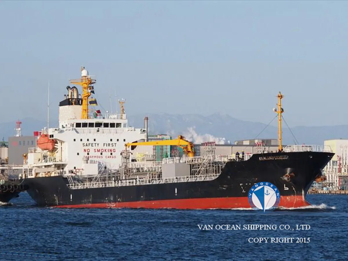 Δεξαμενόπλοιο πετρελαίου/χημικών προϊόντων προς πώληση