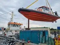 Πλοίο μεταφοράς εμπορευματοκιβωτίων προς πώληση