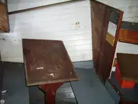 Αμφοβόλο προς πώληση