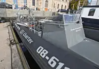 Άκαμπτη φουσκωτή βάρκα προς πώληση