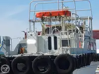 Πλοίο μεταφοράς προσωπικού προς πώληση