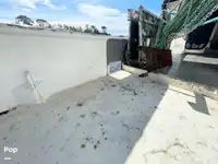 Τράτα προς πώληση