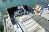 Τράτα προς πώληση