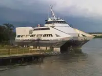Πλοίο μεταφοράς προσωπικού προς πώληση
