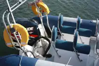 Άκαμπτη φουσκωτή βάρκα προς πώληση