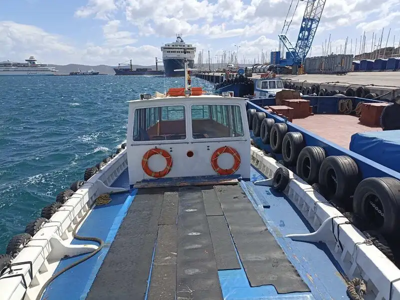 Εργατικά πλοία προς πώληση