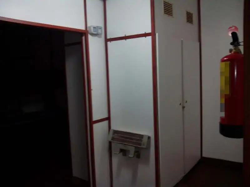 Ρυμουλκό πλοίο προς πώληση