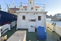 Ρυμουλκό πλοίο προς πώληση
