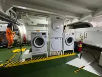 Πλοίο μεταφοράς εμπορευματοκιβωτίων προς πώληση