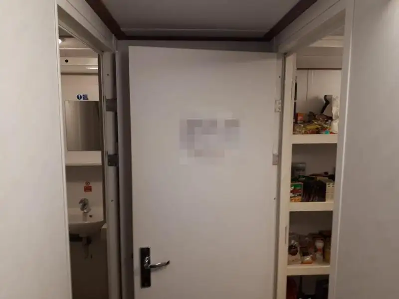 Ρυμουλκό πλοίο προς πώληση