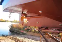 Εργατικά πλοία προς πώληση