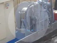 Πλοίο μεταφοράς ζωντανών ψαριών προς πώληση