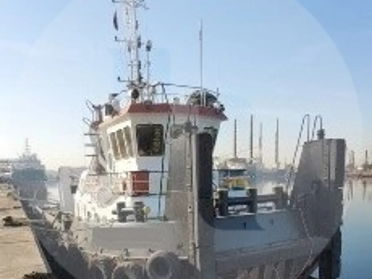 Ρυμουλκό πλοίο προς πώληση