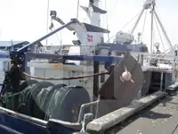 Πλοίο μεταφοράς ζωντανών ψαριών προς πώληση
