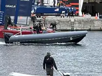 Άκαμπτη φουσκωτή βάρκα προς πώληση