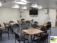 Πλοίο μεταφοράς εμπορευματοκιβωτίων προς πώληση