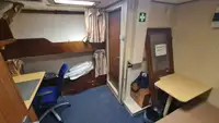 Πλοίο υποστήριξης προς πώληση