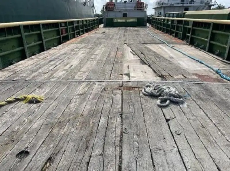 Επιβατικό πλοίο προς πώληση