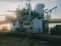 Πλοίο αποβατικής προέλευσης, δεξαμενόπλοιο προς πώληση