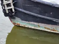 Πλοίο υποστήριξης προς πώληση