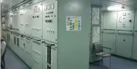 Πλοίο με γερανό προς πώληση