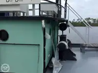 Ρυμουλκό πλοίο προς πώληση