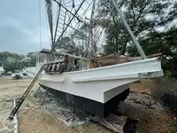 Τράτα προς πώληση