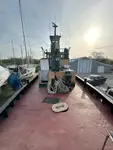 Ρυμουλκό πλοίο προς πώληση