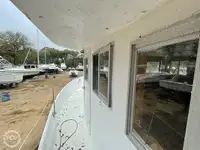 Τράτα προς πώληση