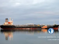 Δεξαμενόπλοιο πετρελαίου/χημικών προϊόντων προς πώληση
