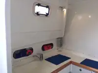 Ερευνητικό πλοίο προς πώληση